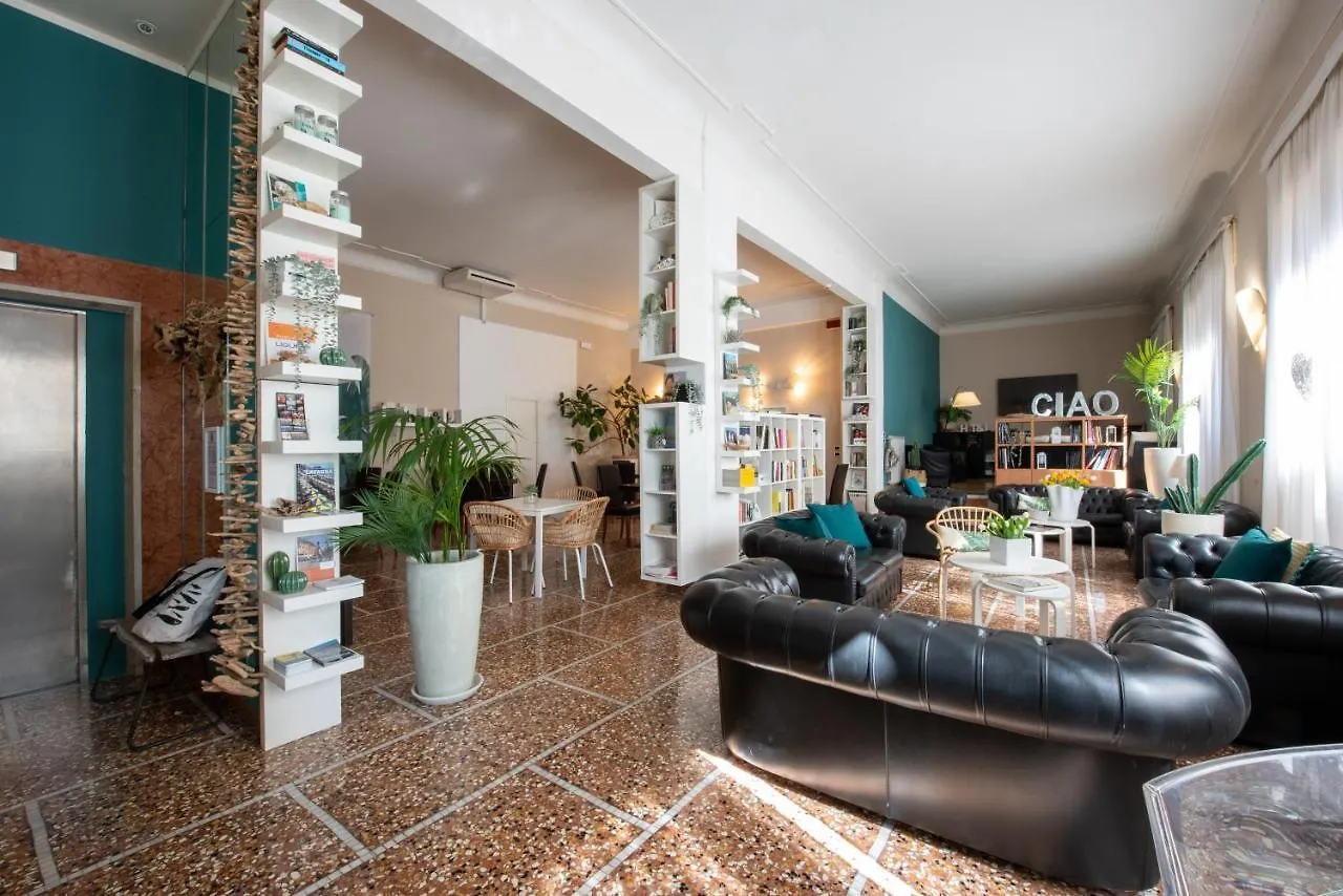 Hotel Tigullio Lavagna 3*,  Italy